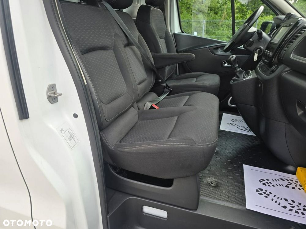 Renault Trafic - 19