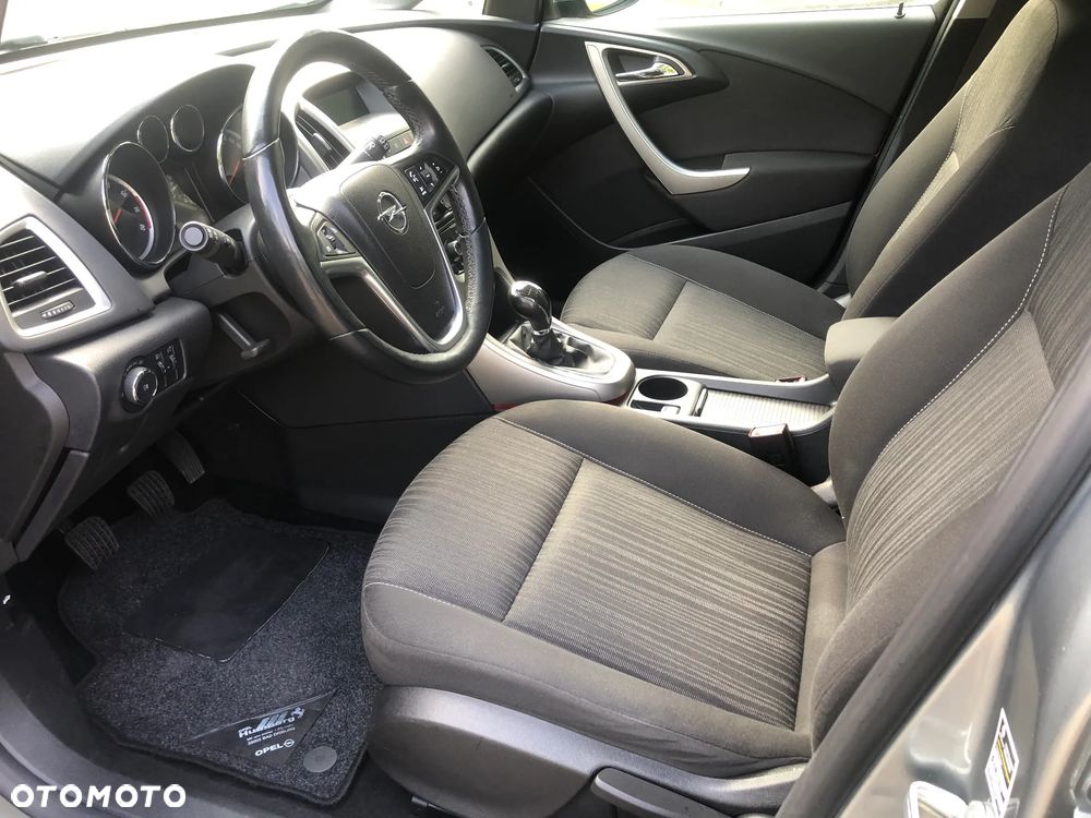 Opel Astra 1.4 Turbo - 27