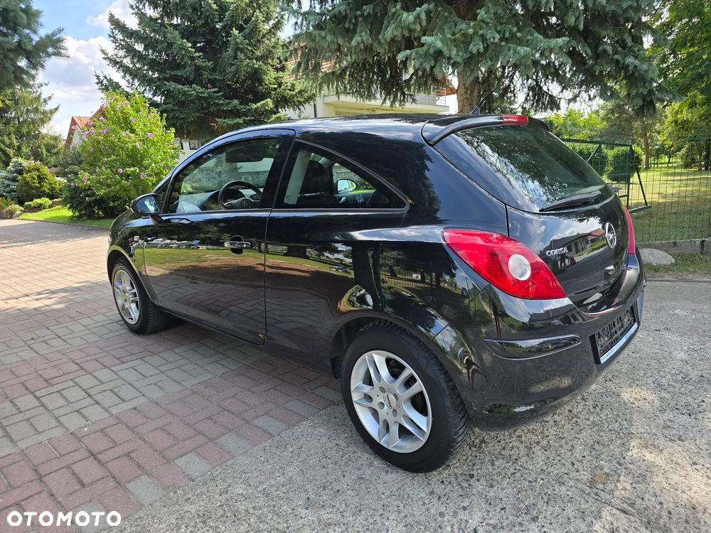 Opel Corsa - 16