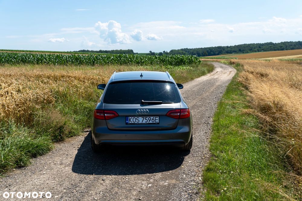 Audi A4 - 4