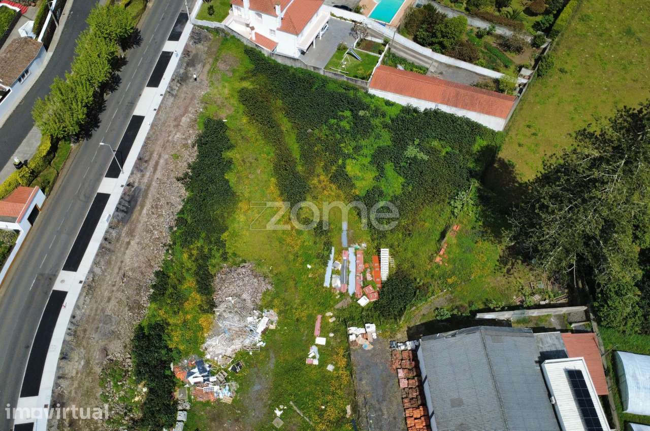 Lote na Estrada Regional da Ribeira Grande - Lote 3 - Grande imagem: 2/33