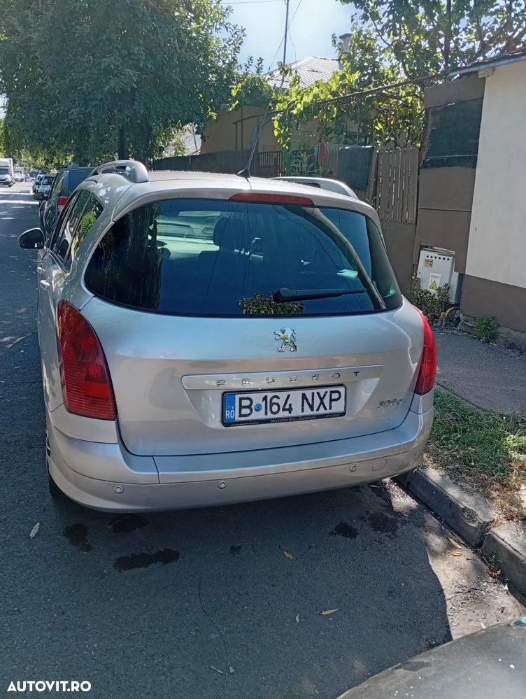 Peugeot 308 1.6HDi Confort Pack - 3