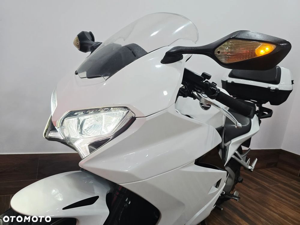 Honda VFR - 20
