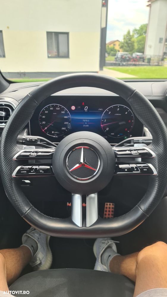 Mercedes-Benz GLC - 26