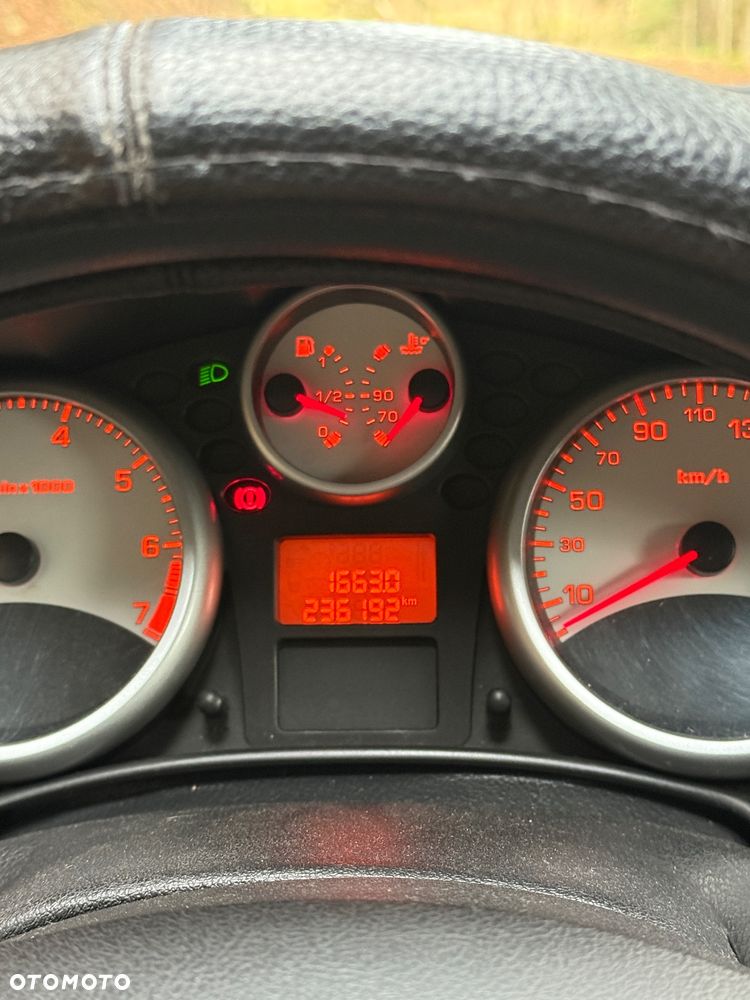 Peugeot 207 1.4 16V Presence - 7