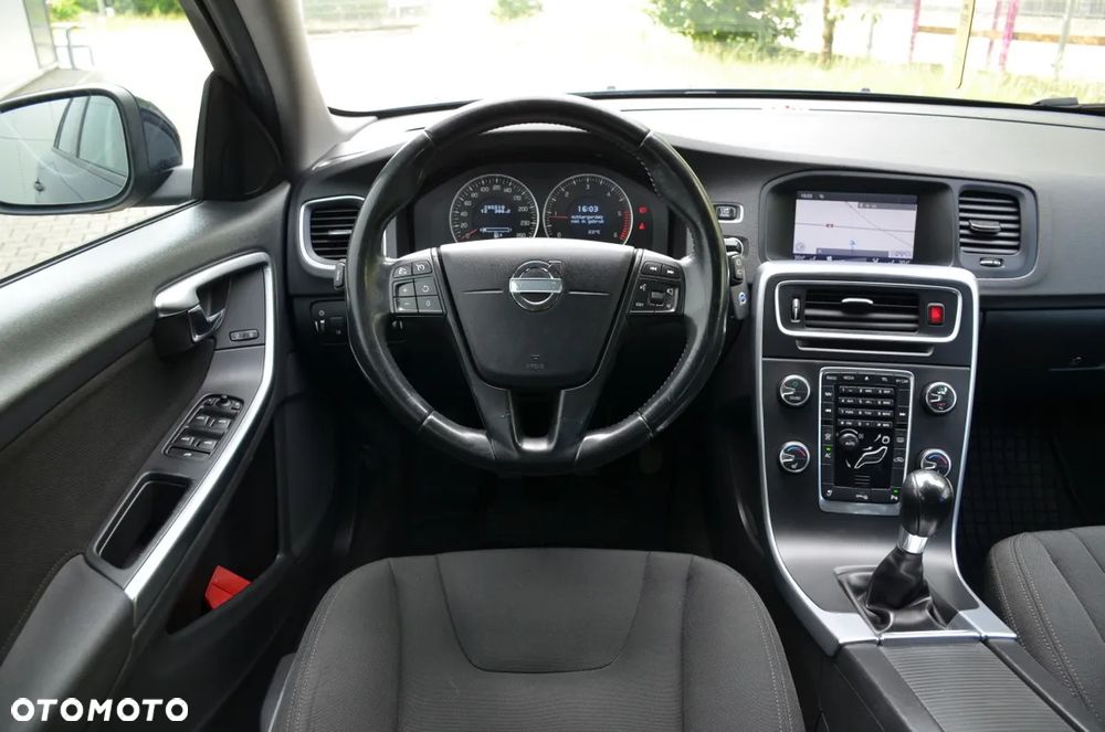 Volvo V60 D2 - 26
