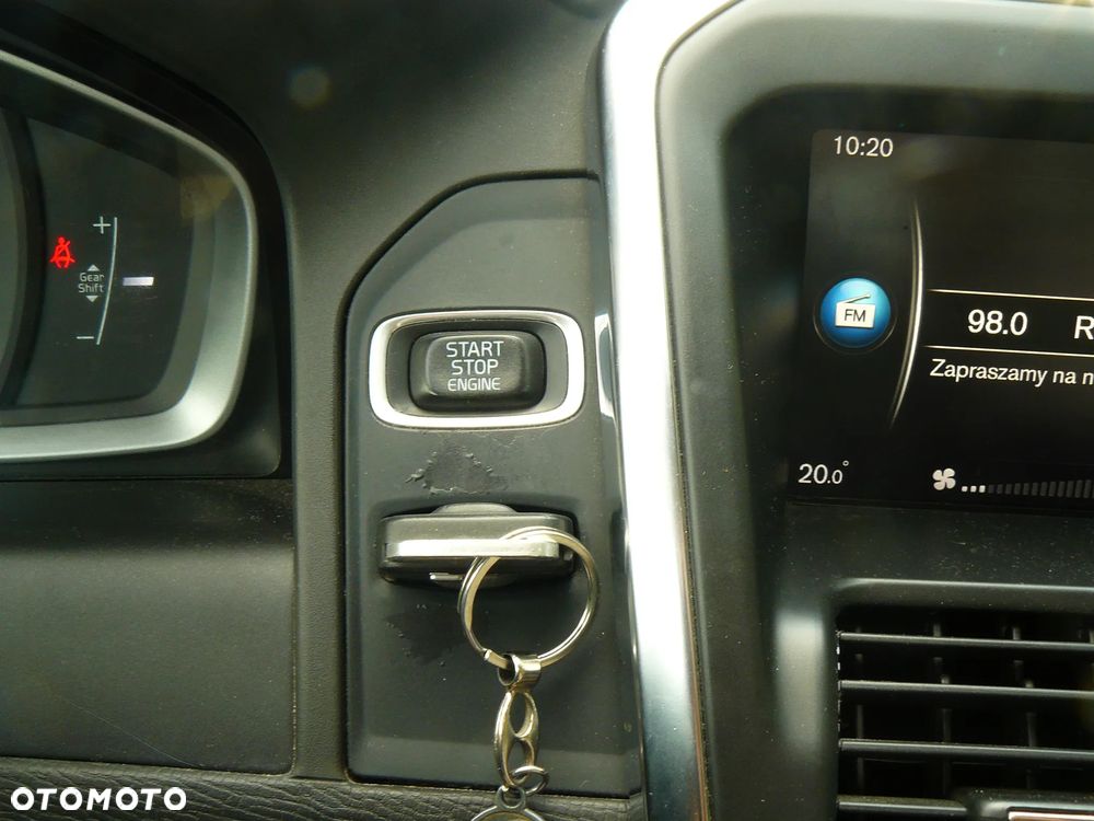 Volvo XC 60 D3 Momentum - 9