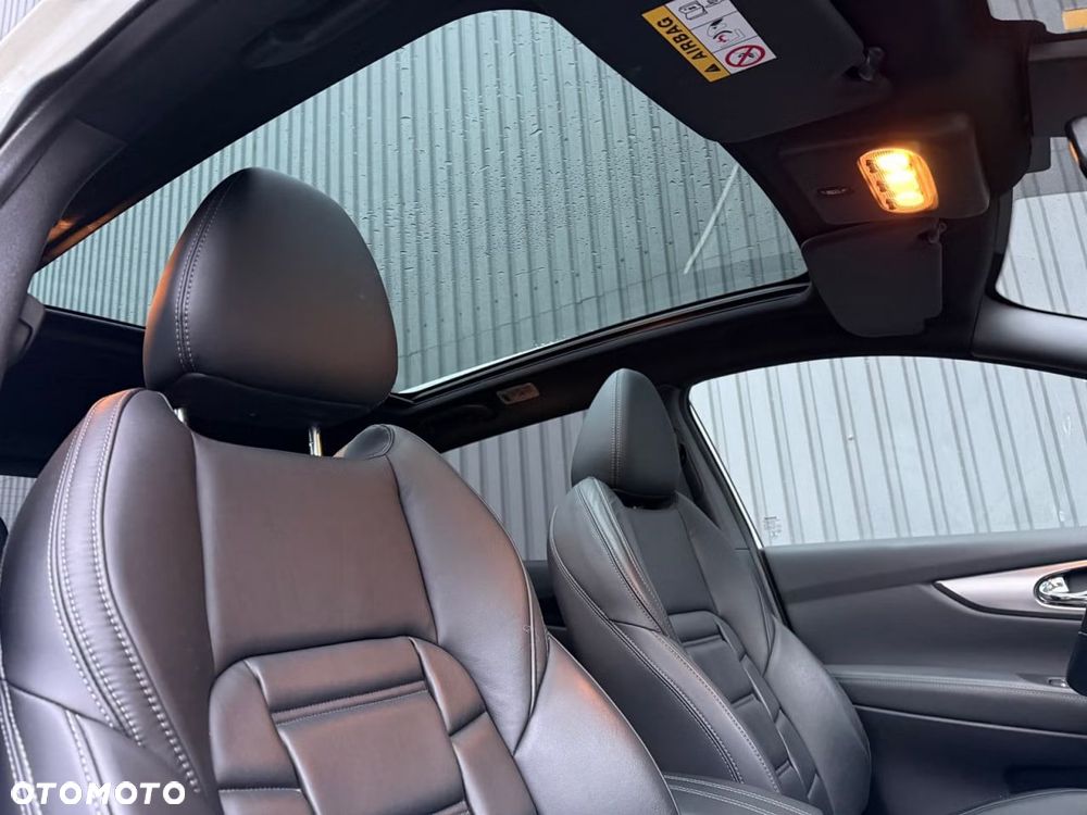 Nissan Qashqai 1.5 dCi DCT TEKNA+ - 22