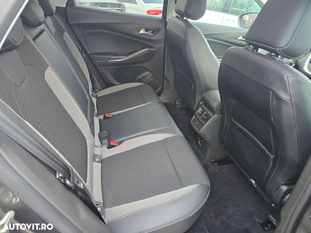 Opel Grandland X 1.2 Start/Stop Elegance - 12