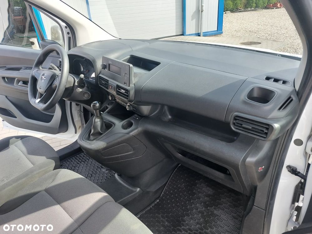 Opel Combo - 25