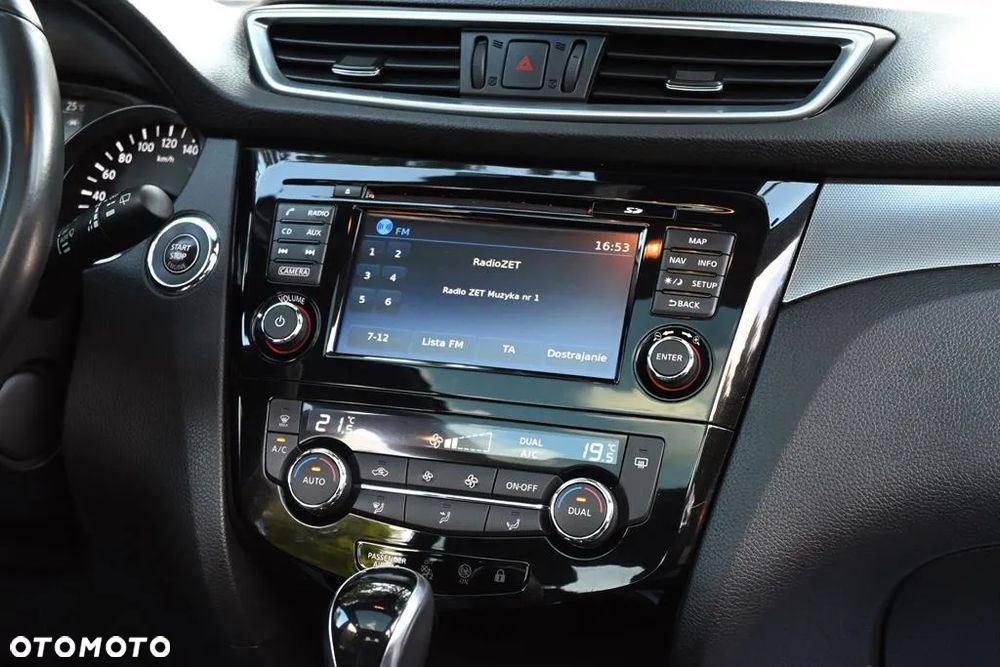 Nissan Qashqai 1.2 DIG-T Xtronic TEKNA+ - 31