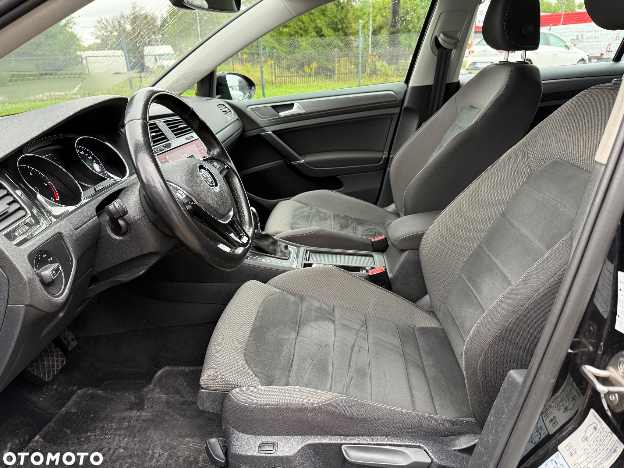 Volkswagen Golf Variant 1.6 TDI (BlueMotion Technology) DSG Comfortline - 14
