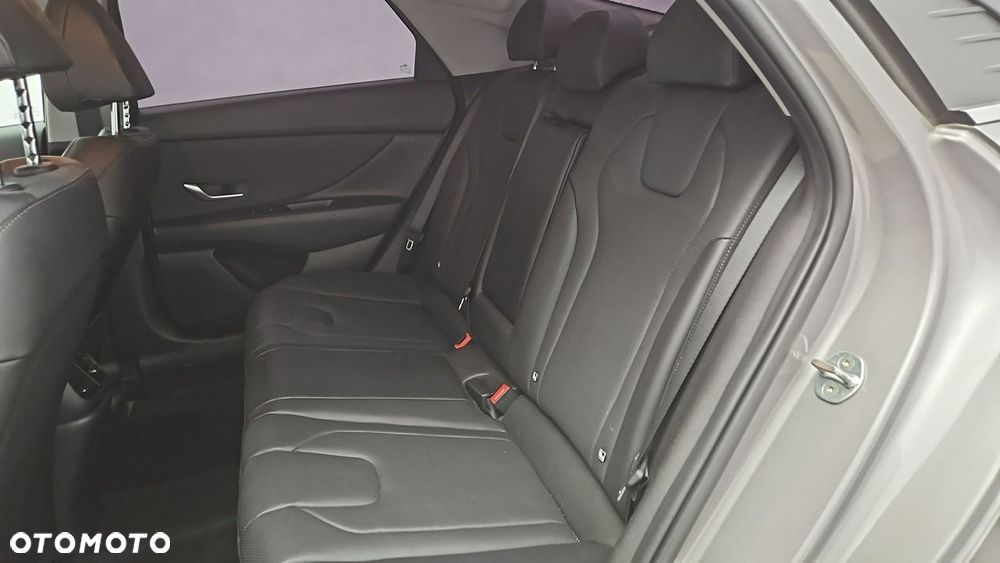 Hyundai Elantra 1.6 Smart - 21