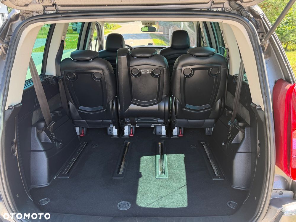 Peugeot 807 2.0 HDi Premium Grand Prix - 5