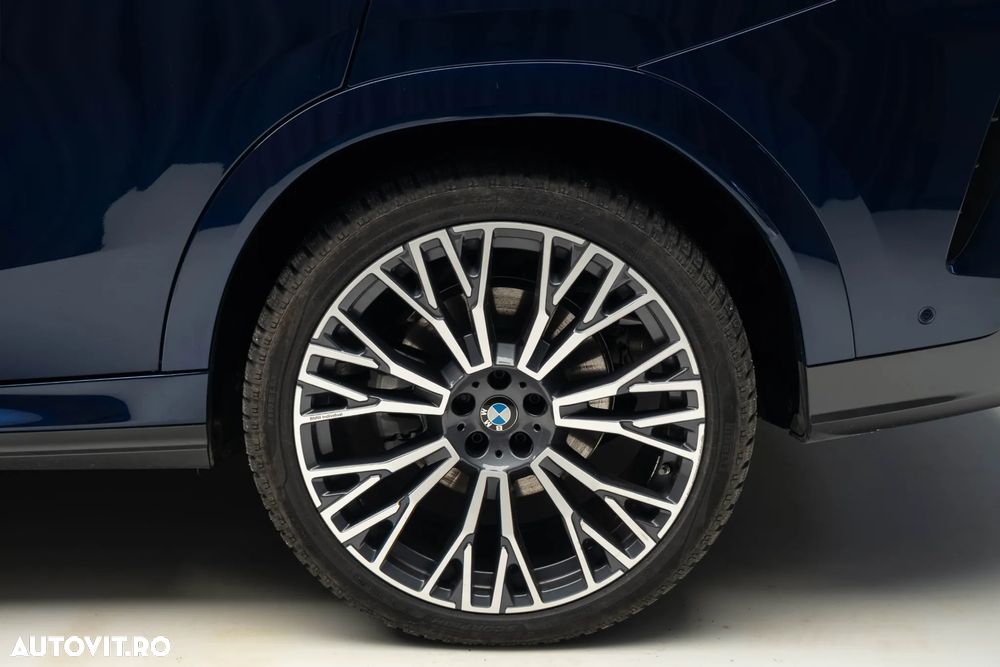 BMW X6 xDrive40i AT MHEV - 12