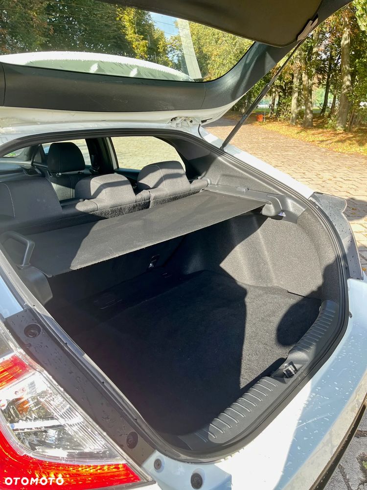 Honda Civic 1.5 i-VTEC Turbo CVT Sport - 17