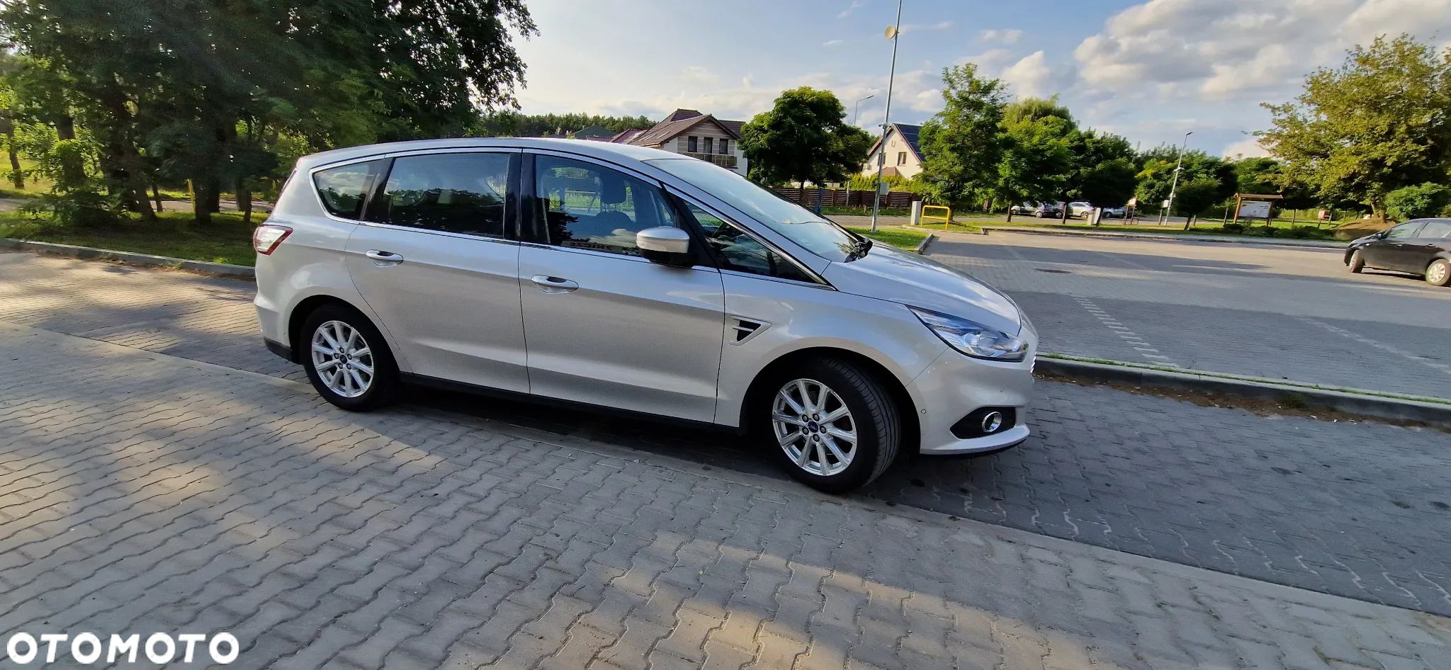 Ford S-Max 2.0 TDCi Titanium PowerShift - 1