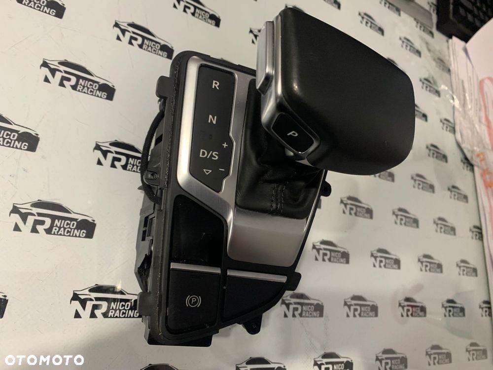 LEWAREK GAŁKA ZMIANY BIEGÓW AUDI A4 B9 SKÓRA 8W1713041N - 1