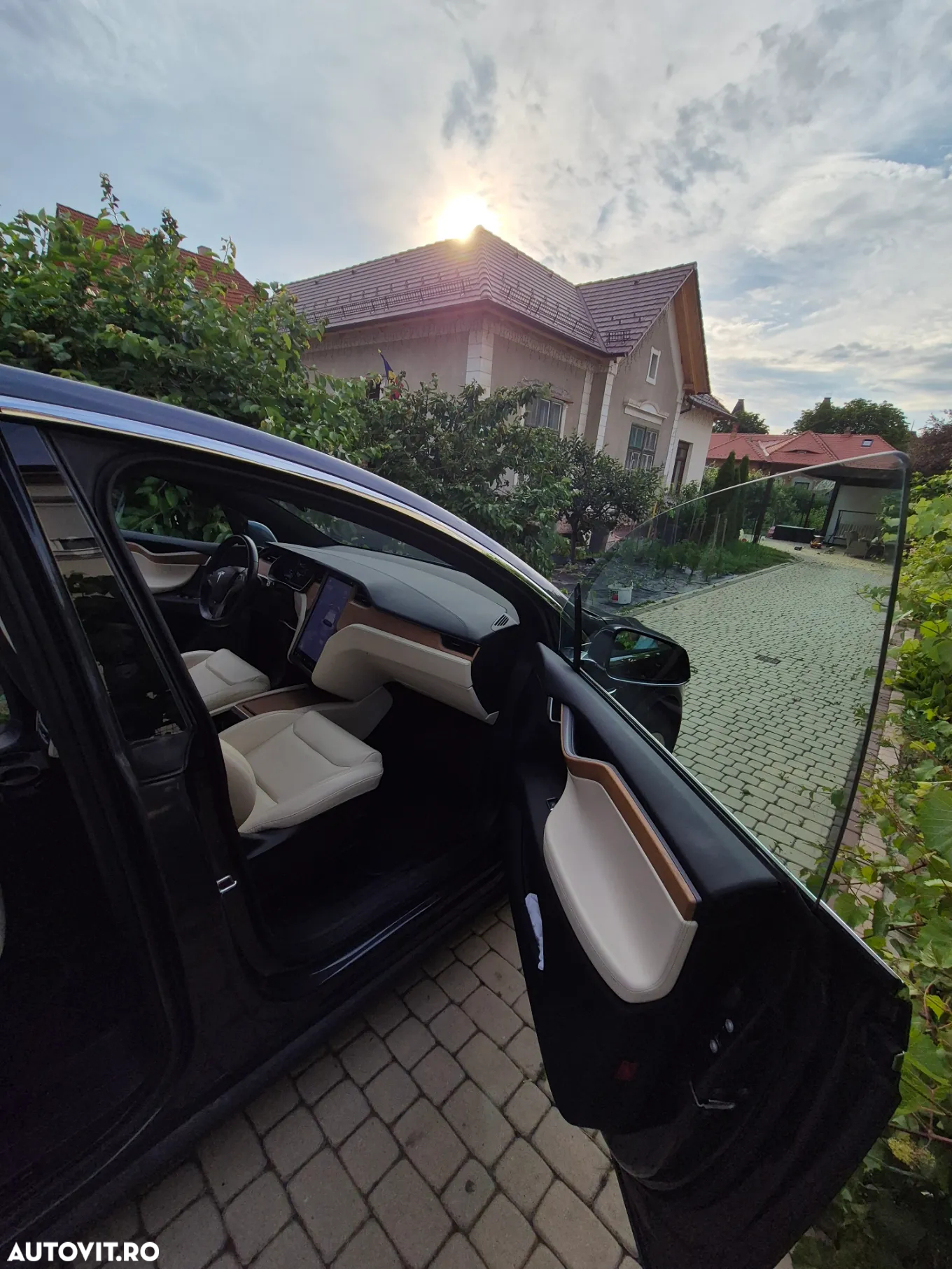 Tesla Model X Ludicrous Performance - 5