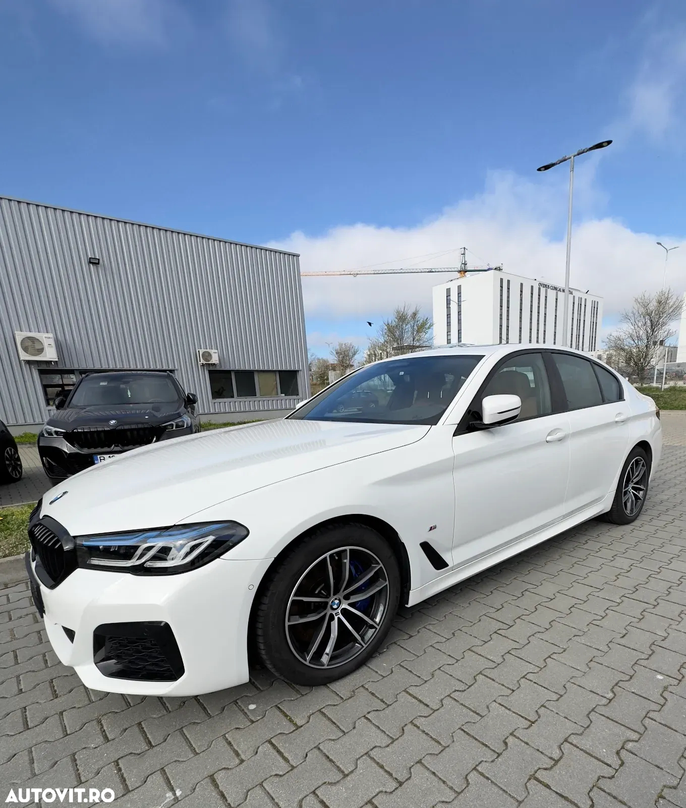 BMW Seria 5 530d xDrive AT MHEV - 3