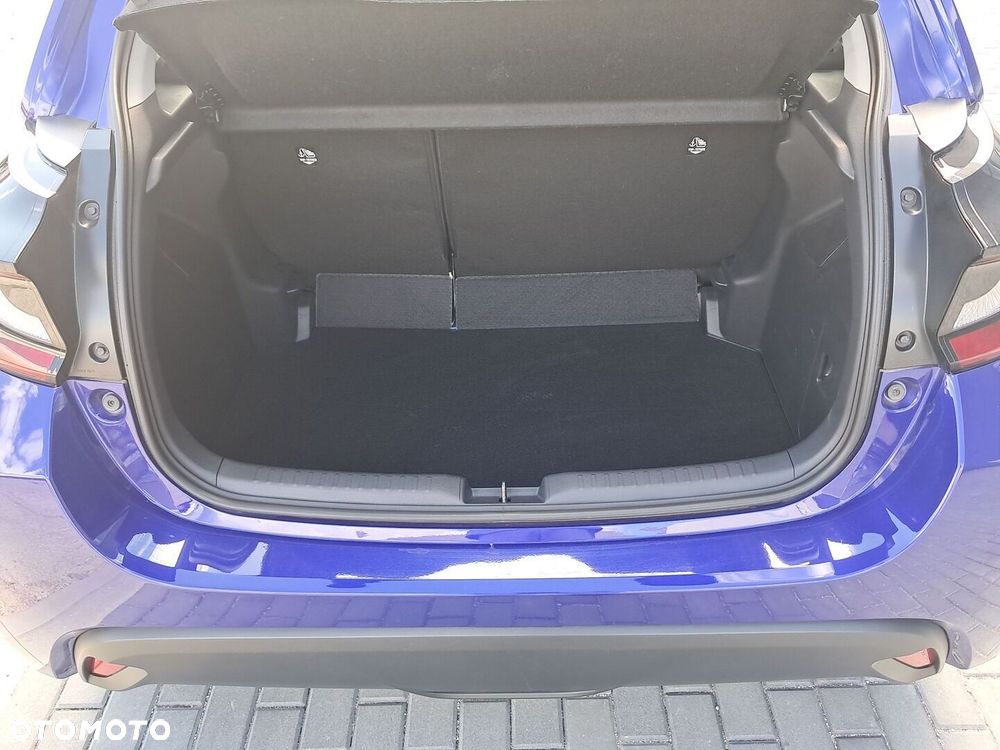 Toyota Yaris - 16