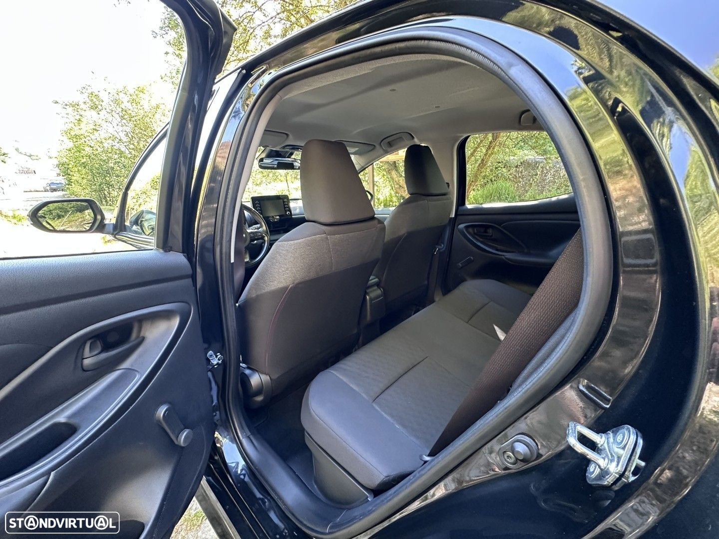 Toyota Yaris 1.5 HDF GR Sport - 11