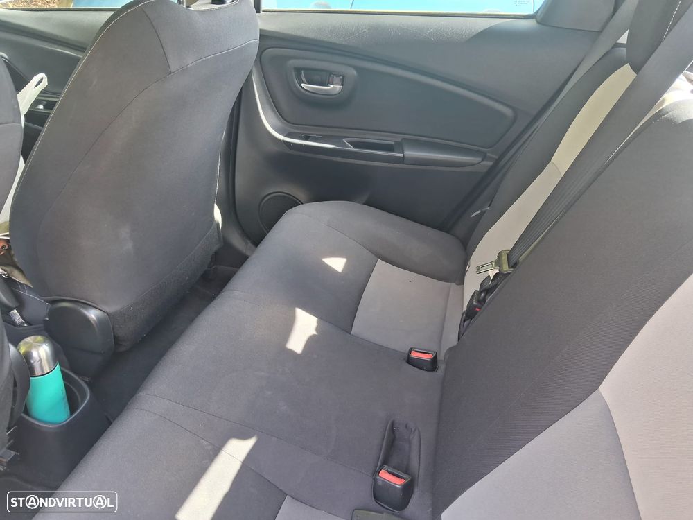 Toyota Yaris 1.4 D-4D - 5