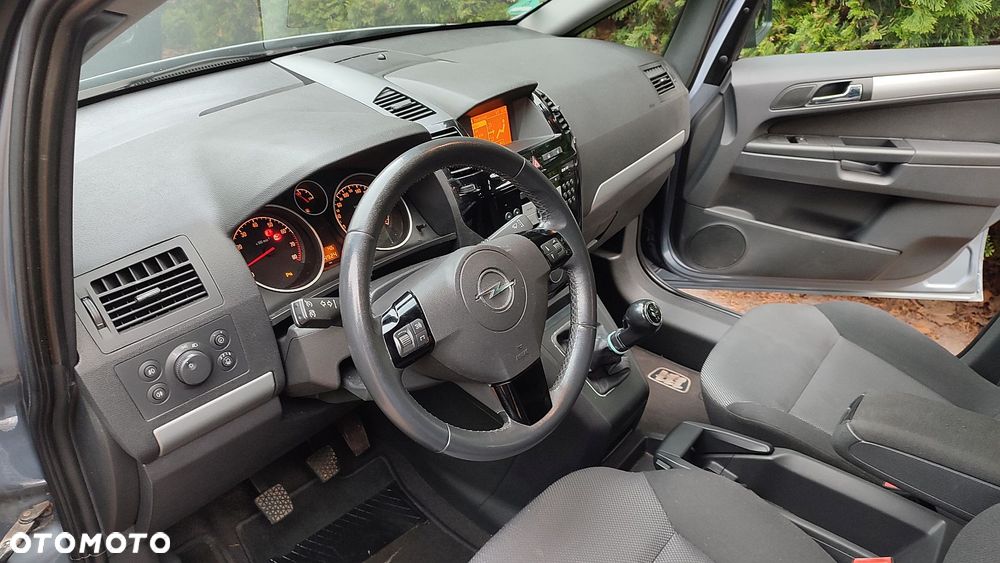 Opel Zafira 1.8 Selection - 12