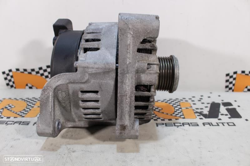 Alternador Bmw 1 (F20)  8578608 / 2622129A / Fg18s141 / 8 578 608 - 6