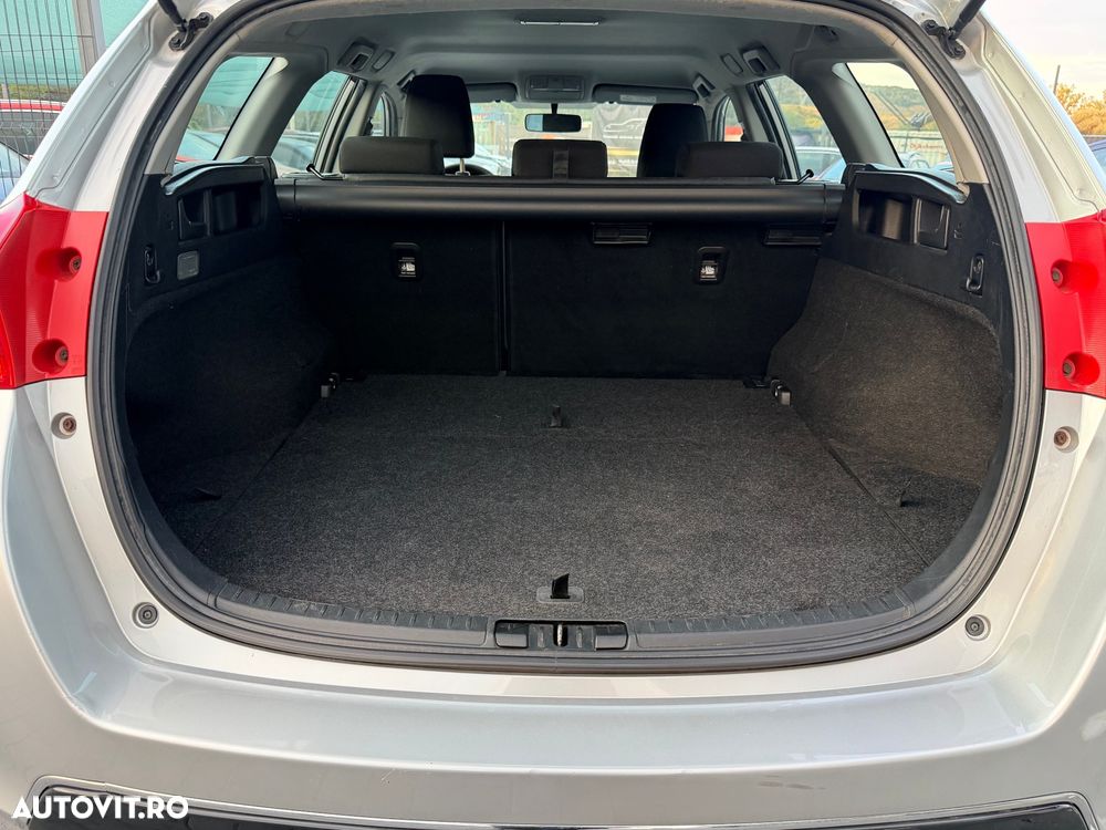 Toyota Auris 1.4 D-4D Unique - 16