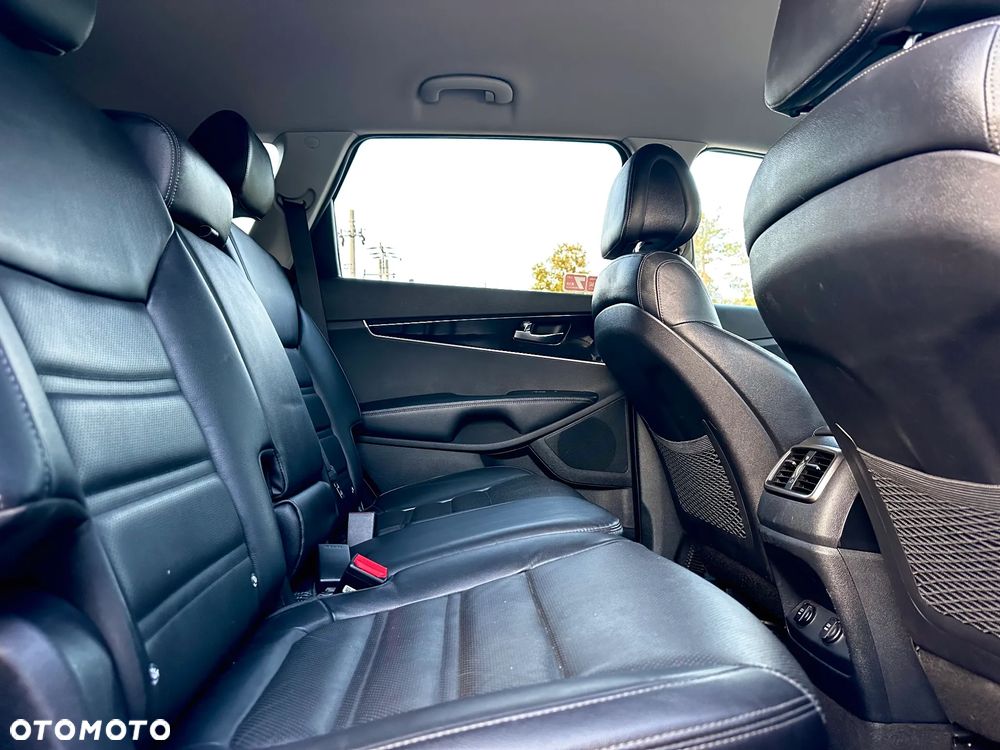 Kia Sorento - 24