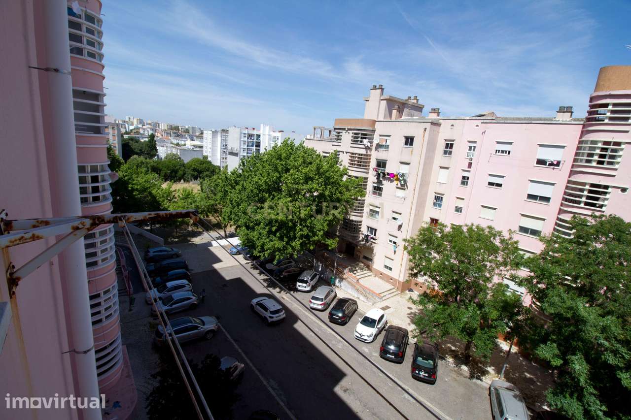 Apartamento T2 c/arrecadação em Setúbal - Grande imagem: 3/18