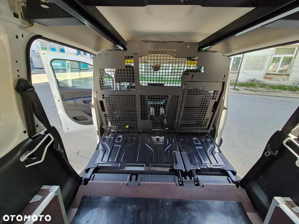 Citroën BERLINGO - 11