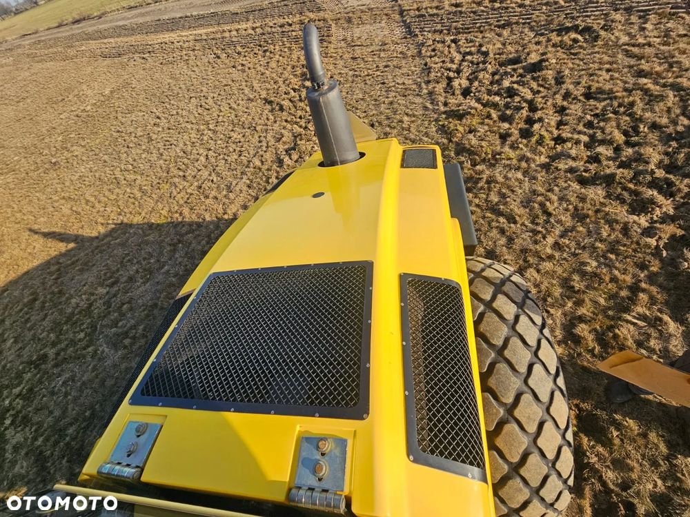 Bomag BW 213 DH4 - 11