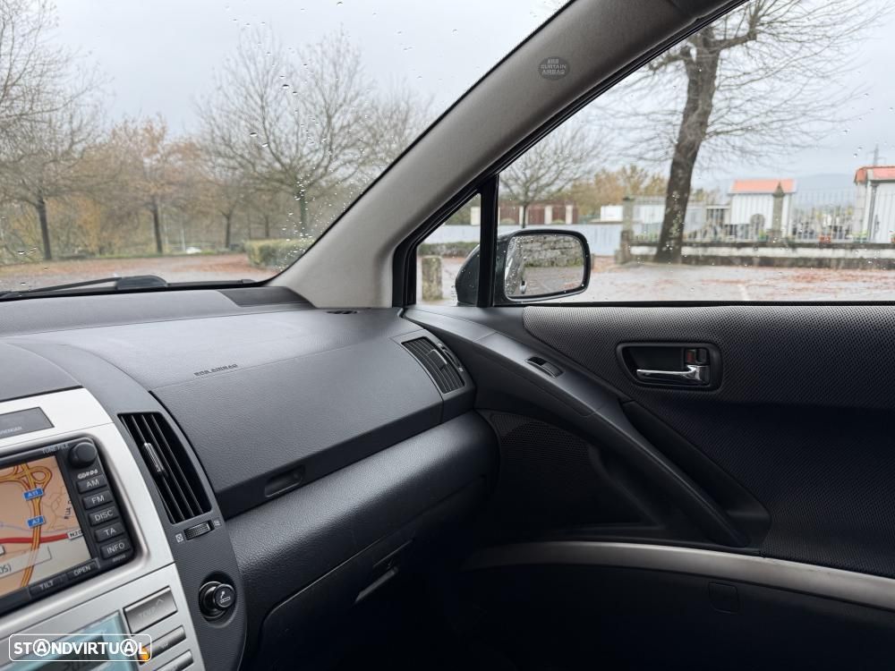 Toyota Corolla Verso 2.2 D-4D High Pack - 20