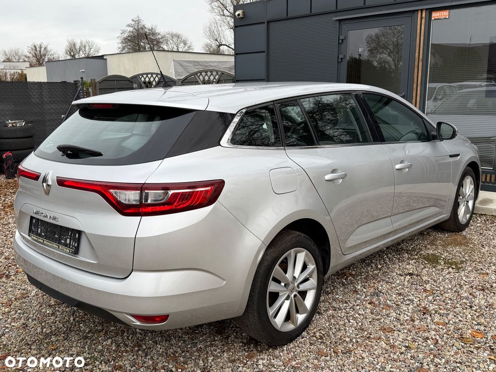 Renault Megane 1.2 Energy TCe Bose - 10