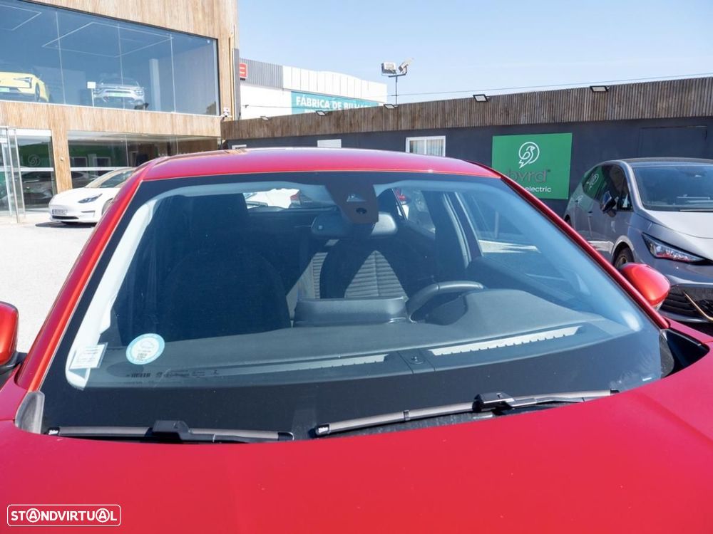 Peugeot e-2008 50 kWh Active - 8