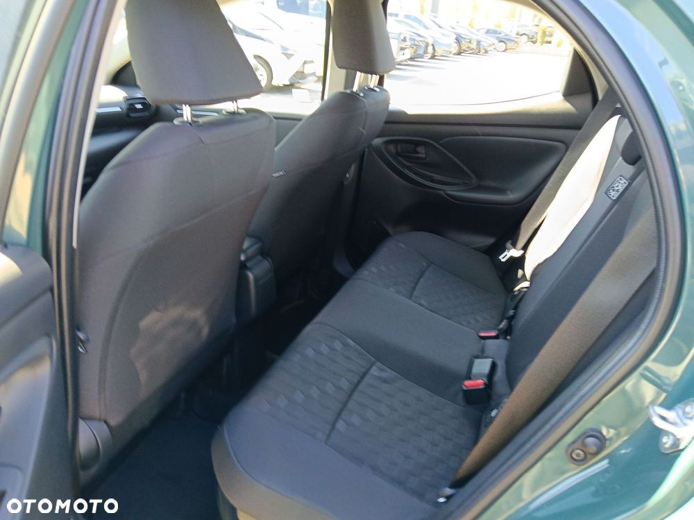 Toyota Yaris - 13