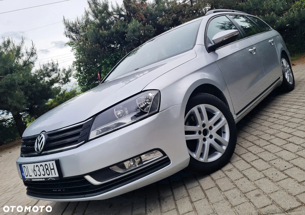 Volkswagen Passat 1.6 TDI BlueMotion Technology Comfortline - 2