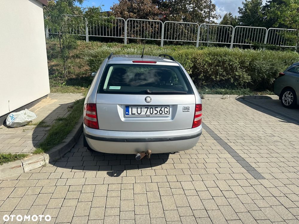 Skoda Fabia - 6