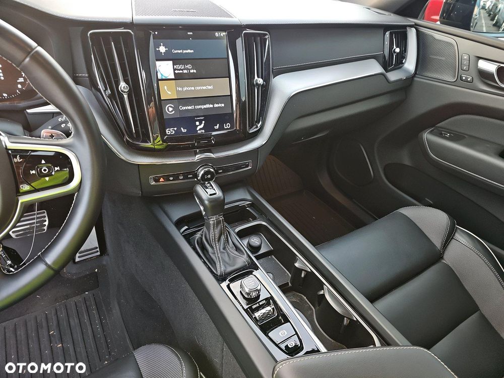Volvo XC 60 T5 AWD Geartronic RDesign - 10