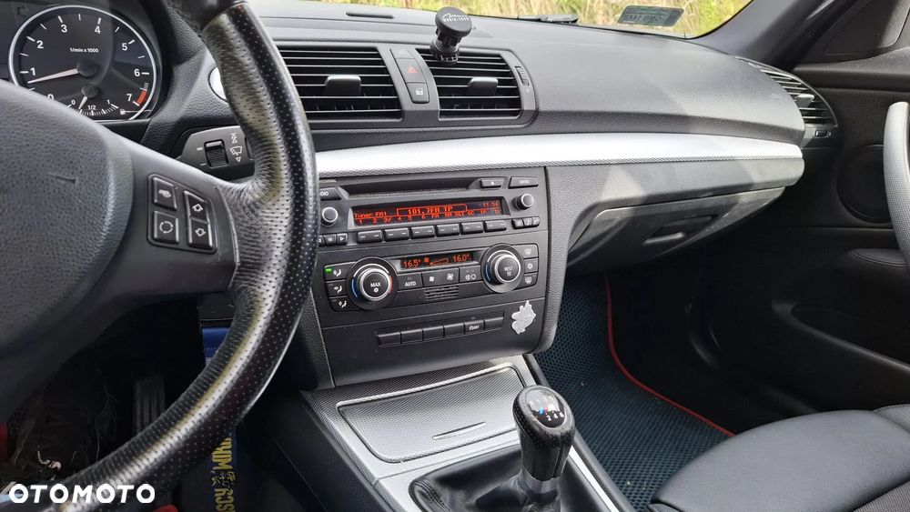 BMW Seria 1 116i Edition Sport - 10