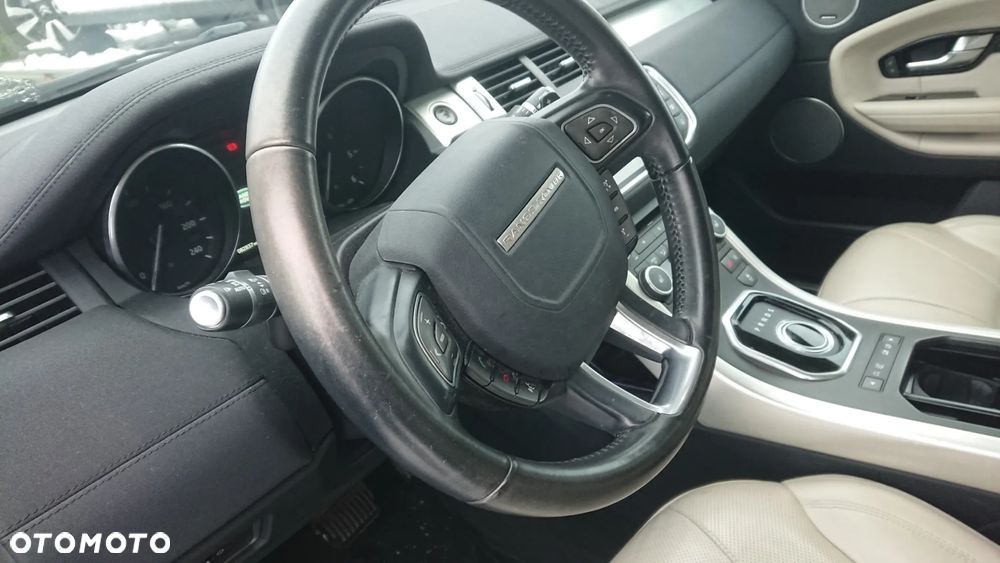 Land Rover Range Rover Evoque - 12