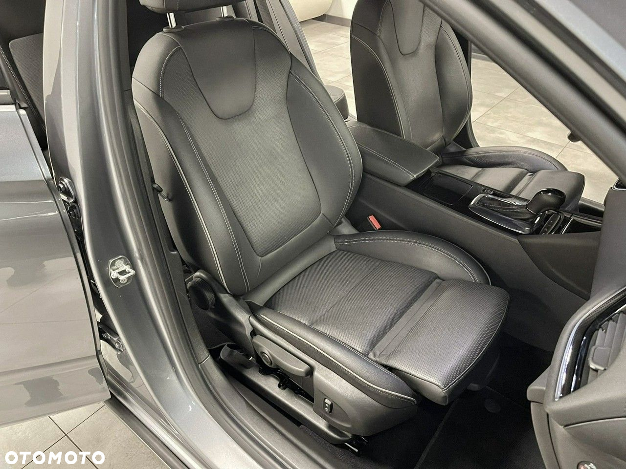 Opel Insignia Sports Tourer 2.0 Diesel Ultimate Exclusive - 38