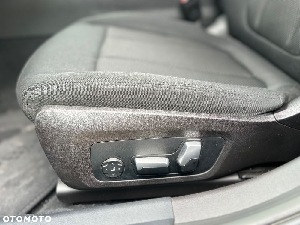 BMW Seria 3 320d mHEV sport - 21