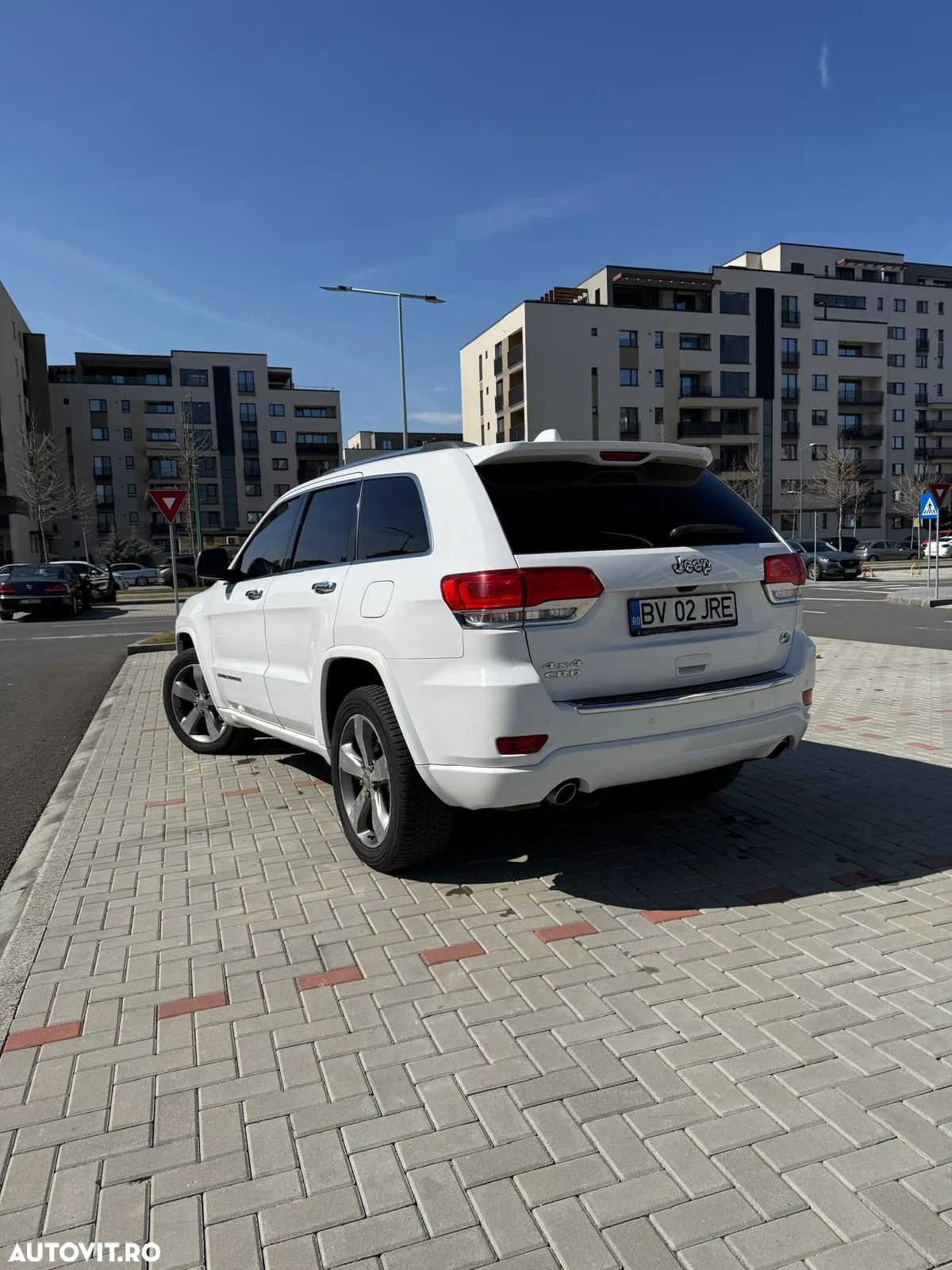 Jeep Grand Cherokee 3.0 TD AT Overland - 4
