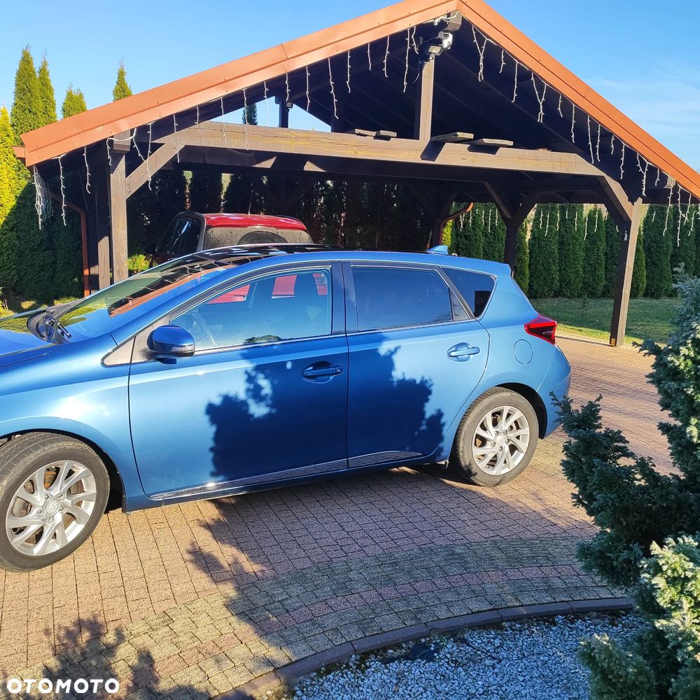 Toyota Auris 1.2 T Dynamic - 3