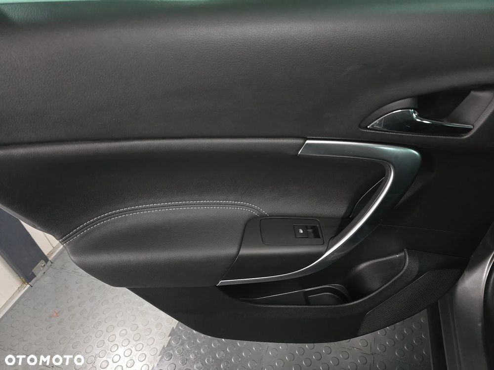 Opel Insignia 2.0 CDTI automatik Business Innovation - 18