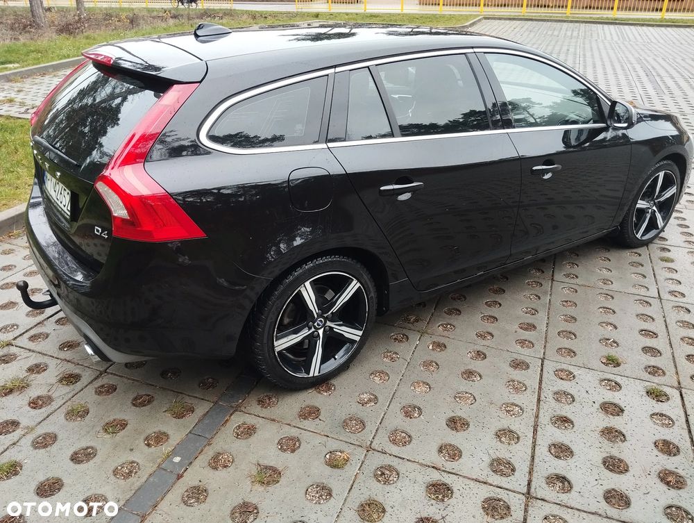 Volvo V60 D4 - 4
