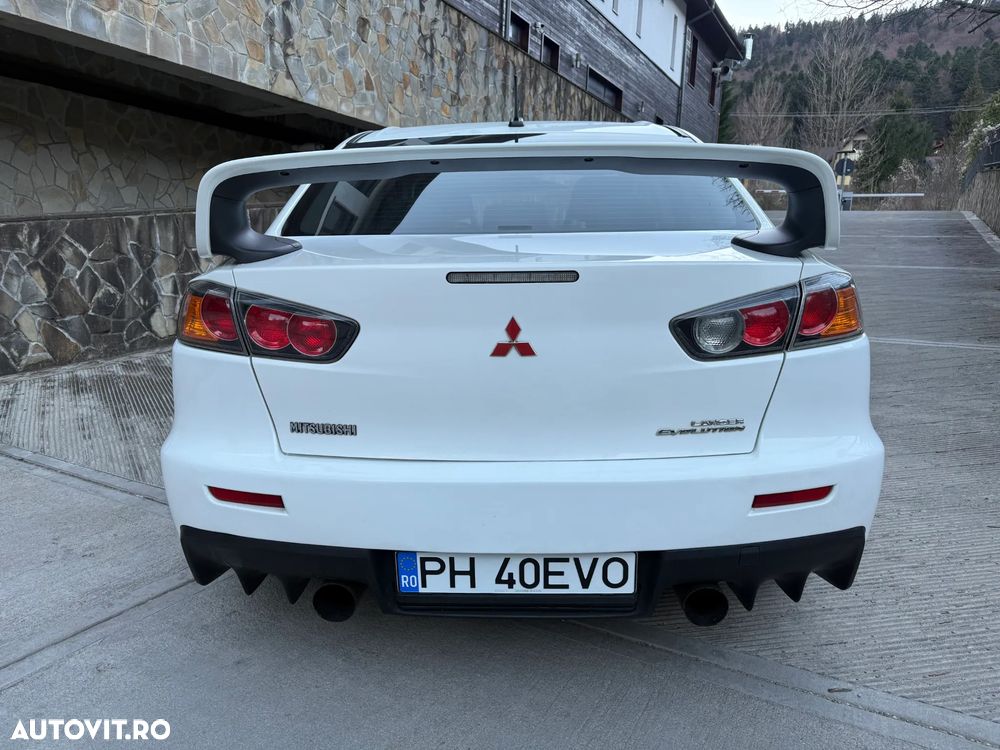 Mitsubishi Lancer Evolution - 13
